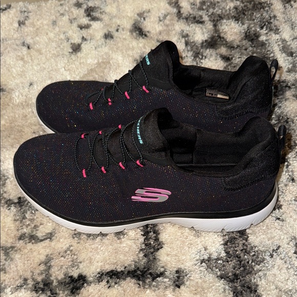 Skechers sparkly women’s Black and Pink Sneakers - Picture 3 of 6